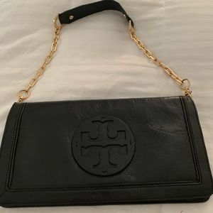 Authentic  Tory Burch (black) lightly used